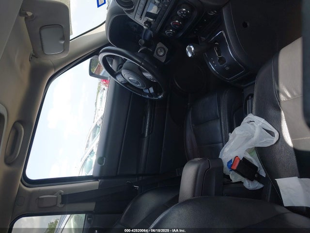 1C4NJPFA1FD341890 Jeep Patriot