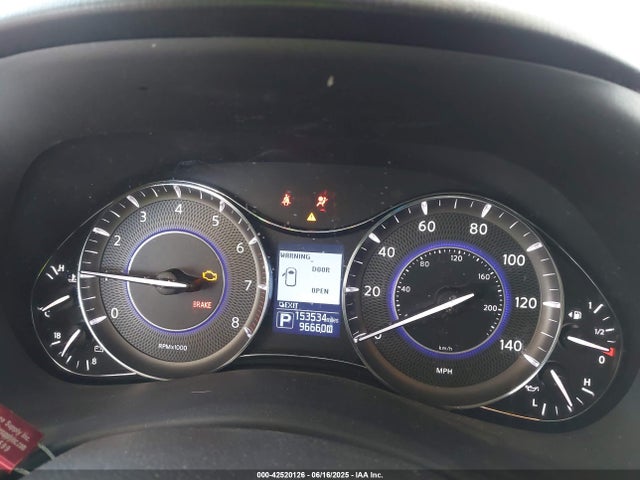 JN8AZ2NE5F9081080 Infiniti 2015