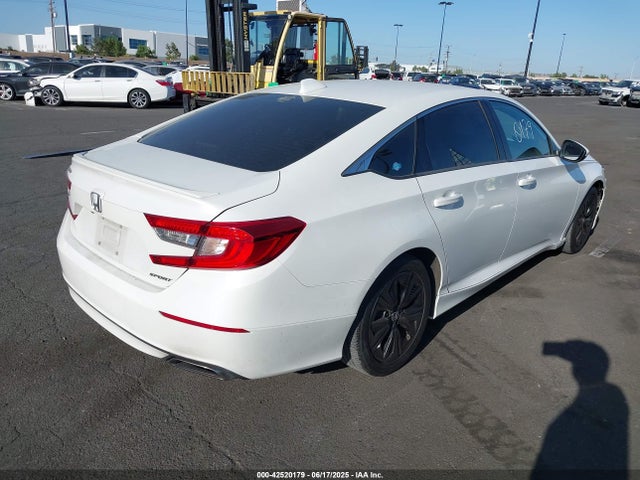 Honda l15be 2018 1HGCV1F3XJA225237 Image 4