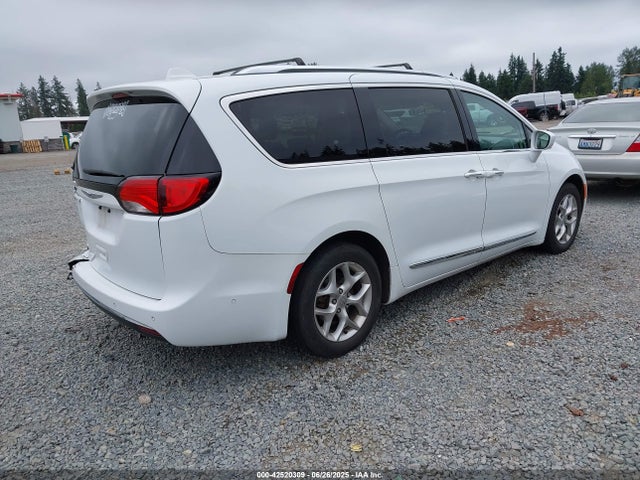 2C4RC1BGXJR338043 Chrysler 2018