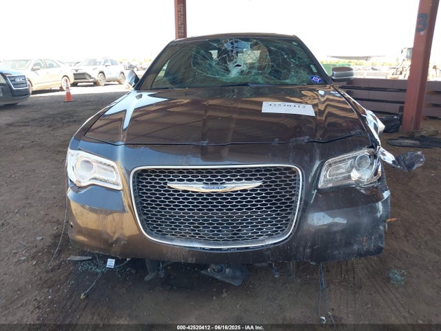 2C3CCAPT6HH511928 Chrysler 300