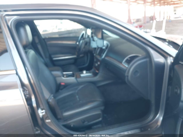 2C3CCAPT6HH511928 Chrysler 300