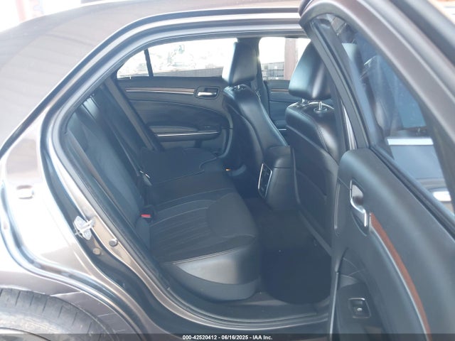 2C3CCAPT6HH511928 Chrysler 300
