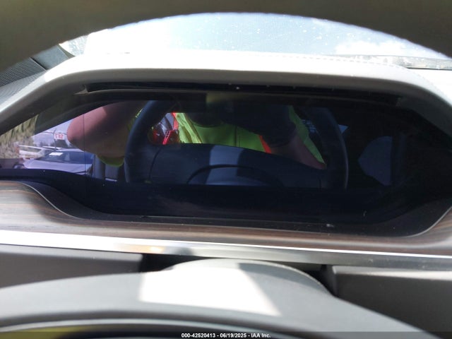 Tesla MODEL X 2024 7SAXCBE5XRF432411 Image 17