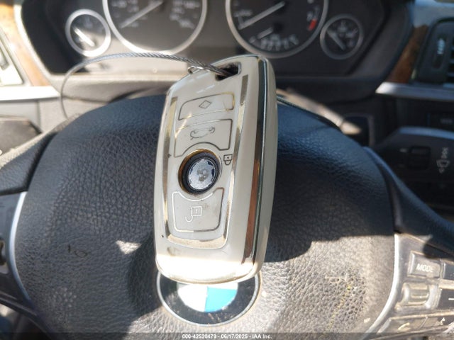 WBA3C1C52EK110932 BMW 328I