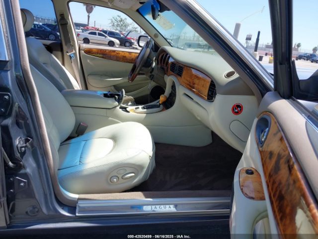 2002 JAGUAR XJ8 SAJDA25B02MF43482 Photo 4
