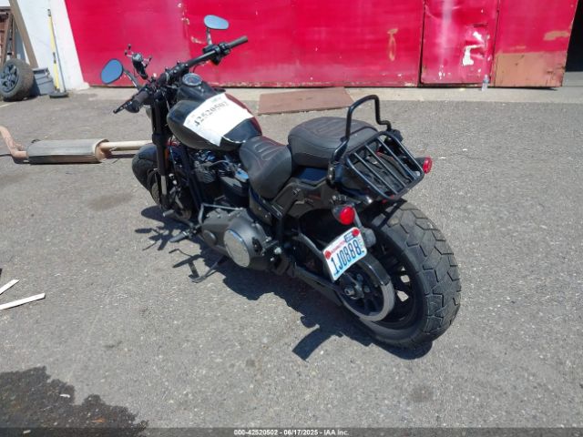 2018 HARLEY-DAVIDSON FXFBS 1HD1YLK10JC031185 Photo 2