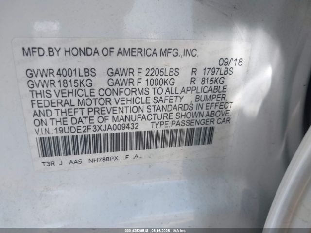 2018 ACURA ILX 19UDE2F3XJA009432 Photo 8