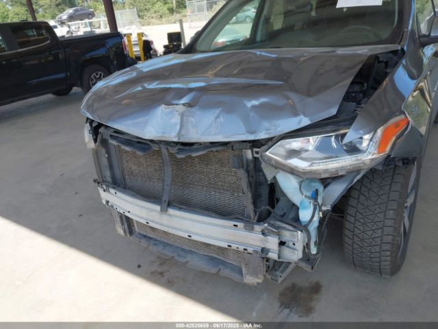 1GNEVHKWXMJ220440 Chevrolet lfy