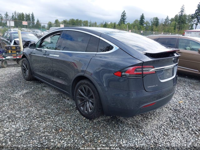2019 TESLA MODEL X 5YJXCAE20KF152371 Photo 2