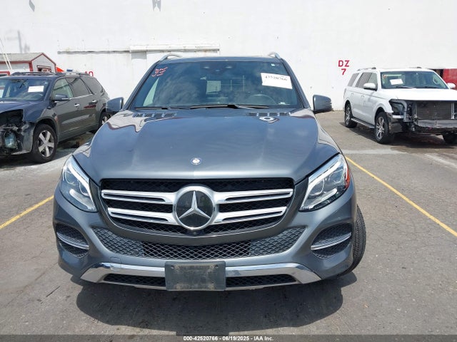 4JGDA5HB8HA936869 Mercedes-Benz m276