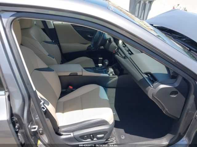 2019 LEXUS ES 350 JTHBZ1B14K2004682 Photo 4