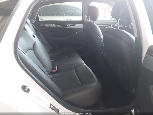 KMHGN4JE0JU225395 Genesis 2018
