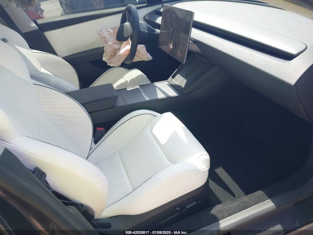 Tesla MODEL 3 2024 5YJ3E1ET3RF769257 Image 5