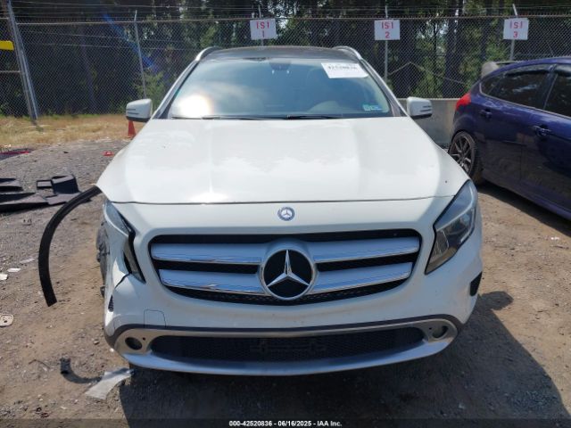 WDCTG4EB1FJ136886 Mercedes-Benz GLA-Class