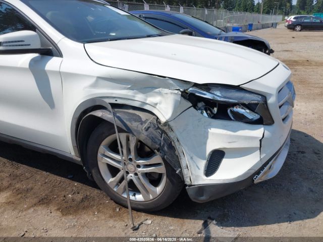 WDCTG4EB1FJ136886 Mercedes-Benz GLA-Class