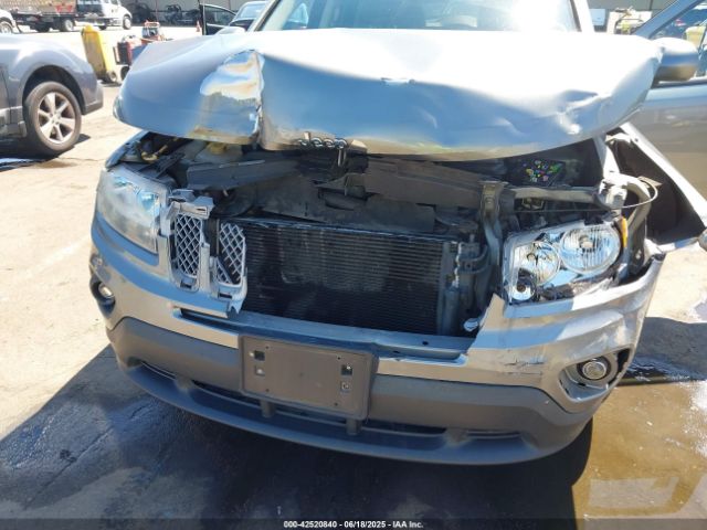 1C4NJDEB4ED514597 Jeep Compass