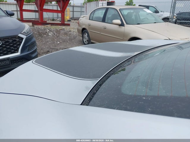 2G1FE1E39E9239749 Chevrolet lfx