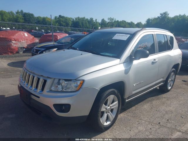 2013 JEEP COMPASS 1C4NJDEB8DD190326 Photo 1