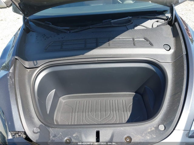 2024 TESLA MODEL Y 7SAYGAEEXRF180212 Photo 9