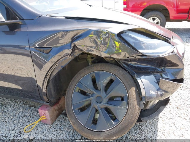 2024 TESLA MODEL Y 7SAYGAEEXRF180212 Photo 5