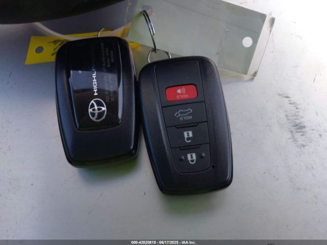 2021 TOYOTA HIGHLANDER 5TDHBRCH6MS516952 Photo 10