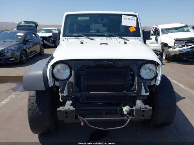 1C4BJWDG4GL288615 Jeep Wrangler