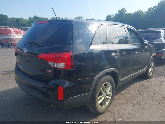 5XYKTCA60EG526747 KIA SORENTO LX