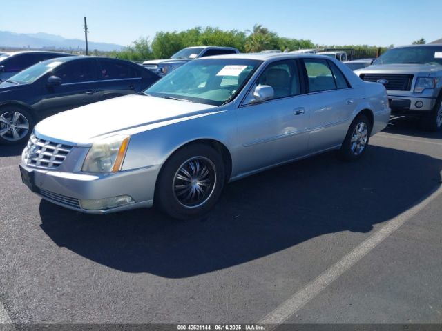 2011 CADILLAC DTS 1G6KH5E62BU117329 Photo 1