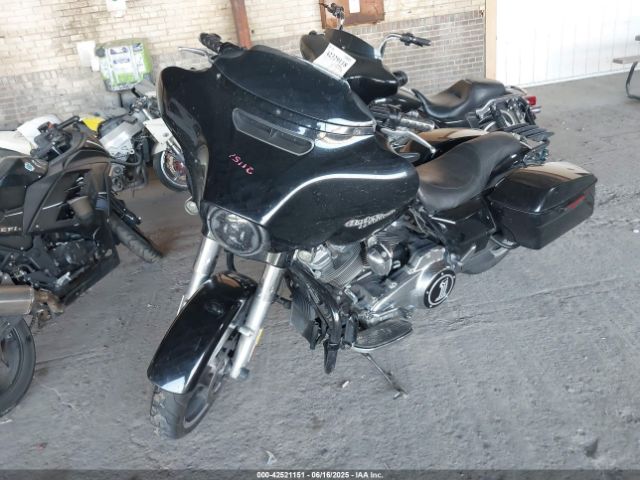 2017 HARLEY-DAVIDSON FLHXS 1HD1KRC11HB661252 Photo 1