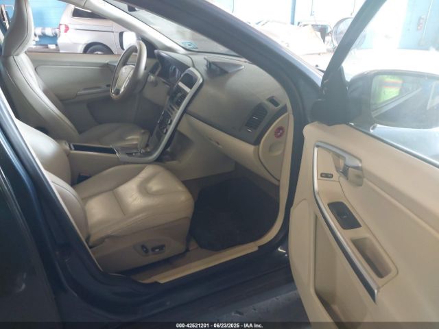 2011 VOLVO XC60 YV4952DL0B2165849 Photo 4