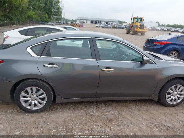 1N4AL3AP5JC260148 Nissan Altima 2.5 S