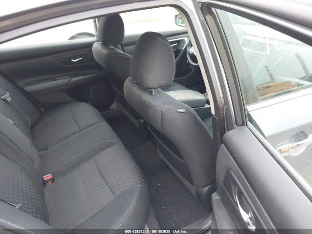 1N4AL3AP5JC260148 Nissan Altima 2.5 S