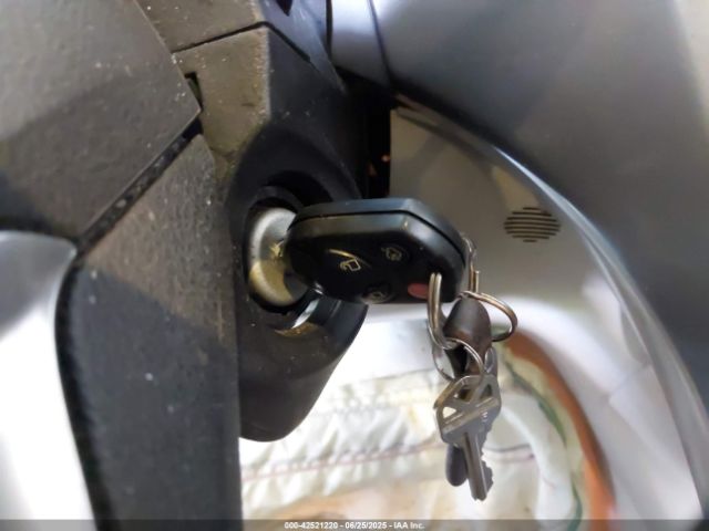 2016 FORD ESCAPE 1FMCU9G93GUC03991 Photo 10
