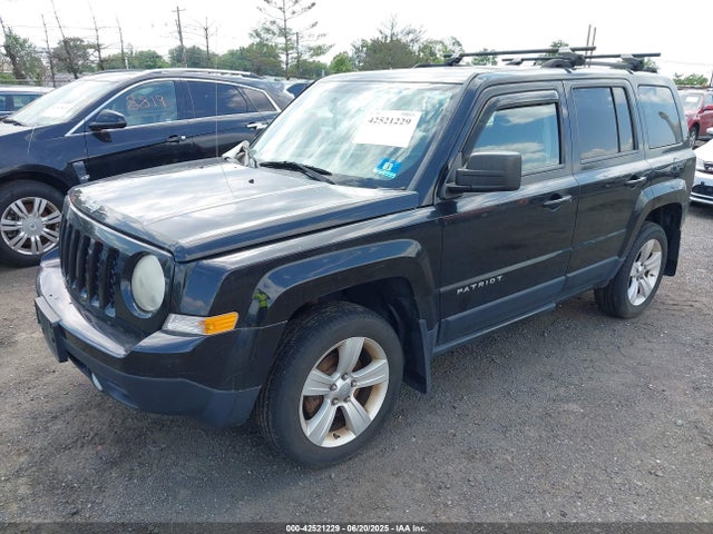 42521229 :رقم المزاد ، 1C4NJRFBXCD570214 vin ، 2012 Jeep Patriot Latitude مزاد بيع