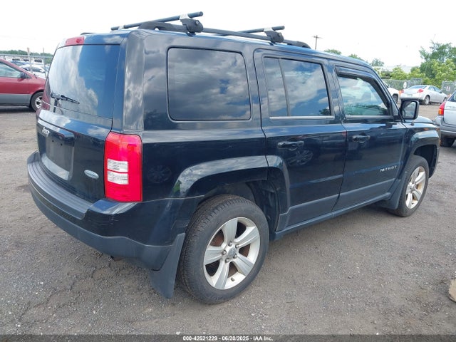42521229 :رقم المزاد ، 1C4NJRFBXCD570214 vin ، 2012 Jeep Patriot Latitude مزاد بيع