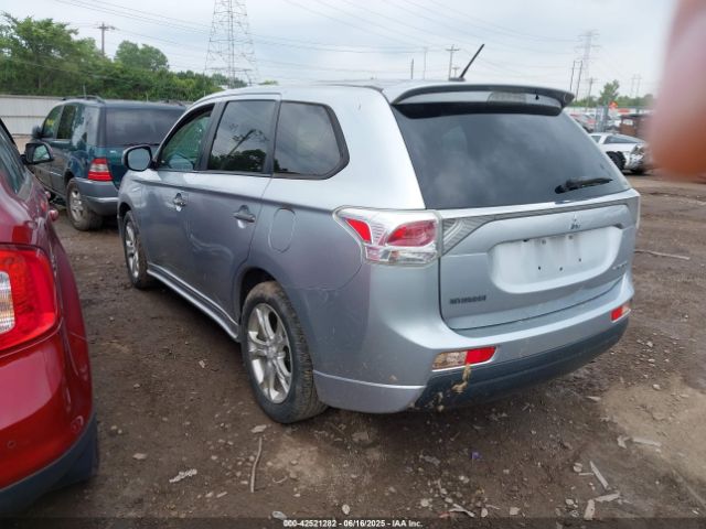 2014 MITSUBISHI OUTLANDER JA4AZ3A31EZ008562 Photo 2