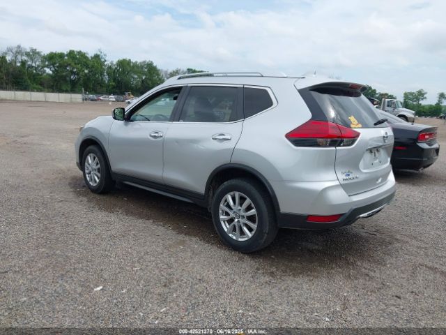 2017 NISSAN ROGUE KNMAT2MV4HP508746 Photo 2