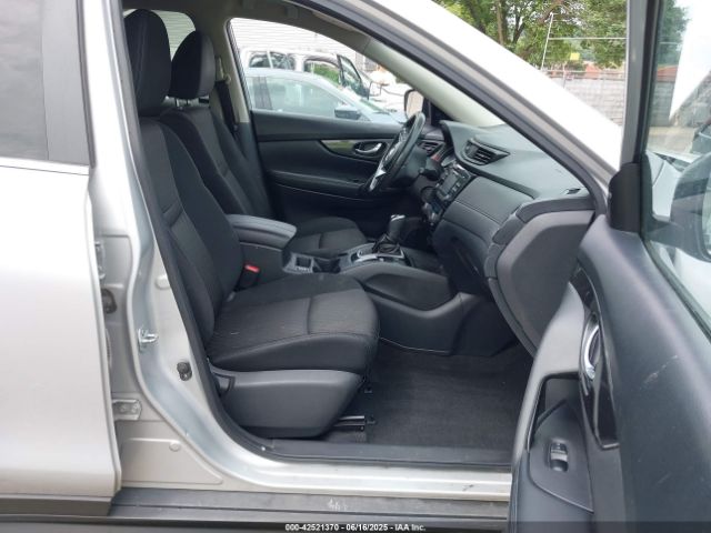 2017 NISSAN ROGUE KNMAT2MV4HP508746 Photo 4