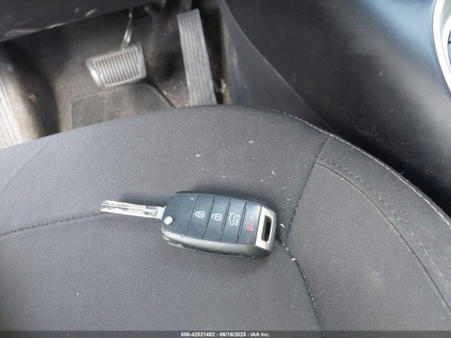 KIA dohc gdi gamma 2015 KNDJN2A24F7747828 Image 11
