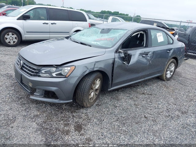 1VWAA7A34JC012135 Volkswagen 2.0 tsi