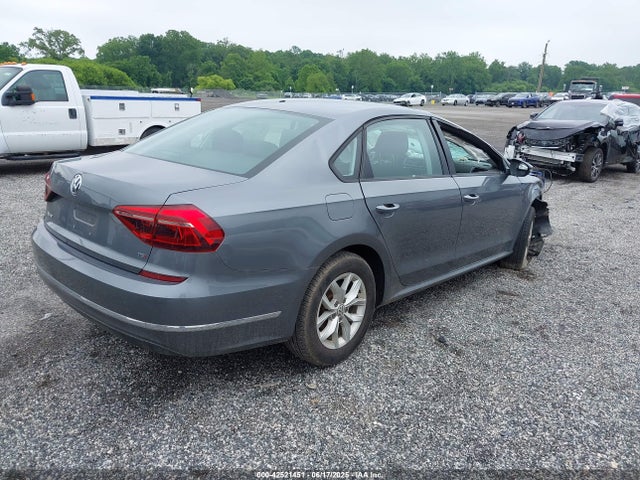1VWAA7A34JC012135 Volkswagen 2.0 tsi