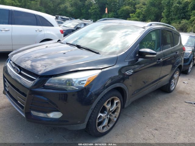 1FMCU9J94EUA56456 Ford Escape Titanium
