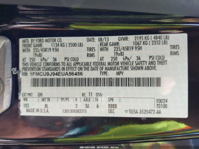 1FMCU9J94EUA56456 Ford Escape Titanium