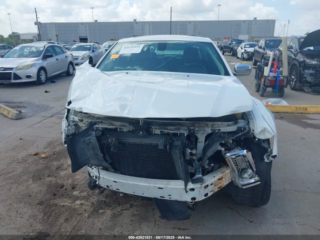 Chrysler 300 2016 2C3CCAEG9GH161330 Image 13