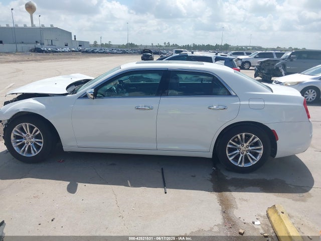Chrysler 300 2016 2C3CCAEG9GH161330 Image 15