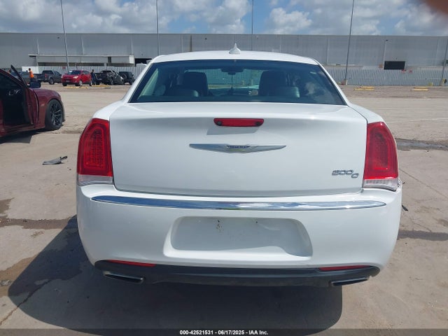 Chrysler 300 2016 2C3CCAEG9GH161330 Image 17