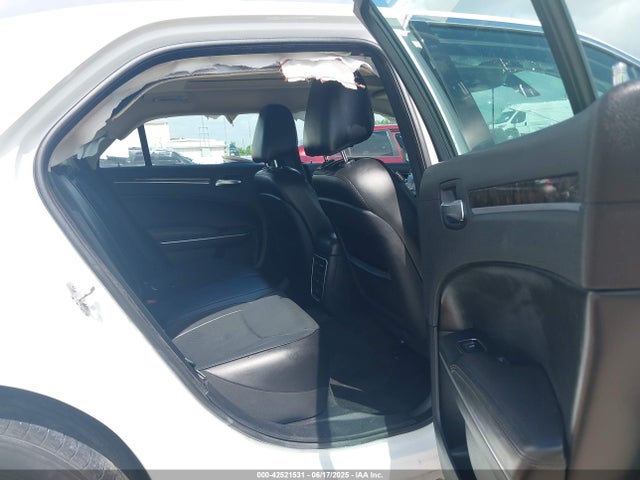 Chrysler 300 2016 2C3CCAEG9GH161330 Image 8