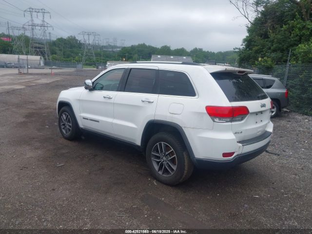 2017 JEEP GRAND CHEROKEE 1C4RJFBG6HC938032 Photo 2