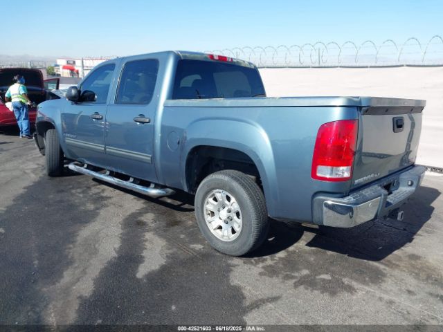 2007 GMC SIERRA 1500 2GTEC13J871549175 Photo 2